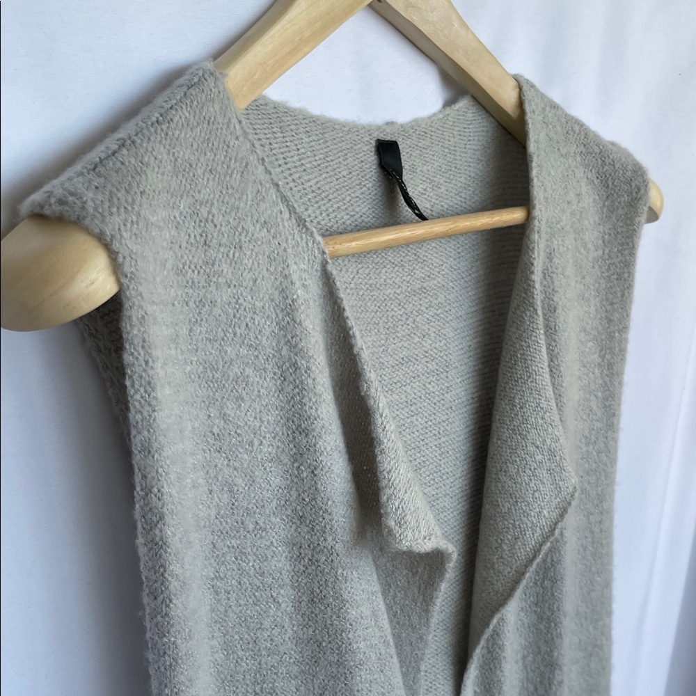 Soyaconcept Sleeveless Open Front Gilet Pale Grey O/S